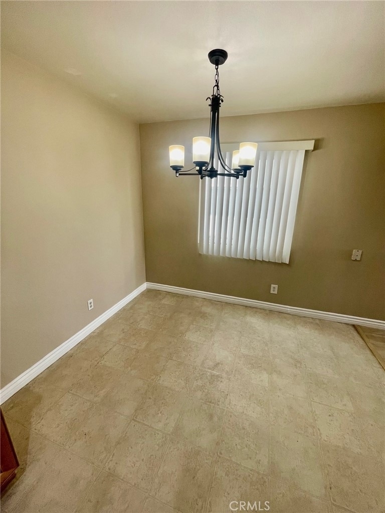 2217 S Grand - Photo 2