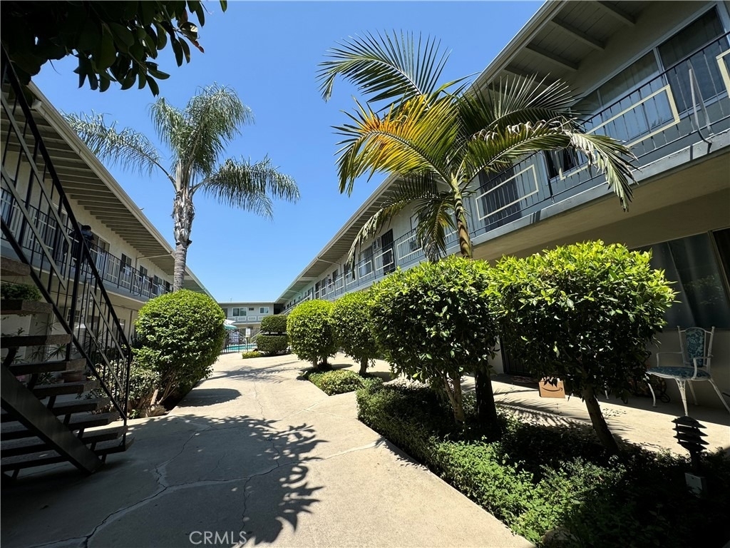 7745 Laurel Canyon Boulevard - Photo 19