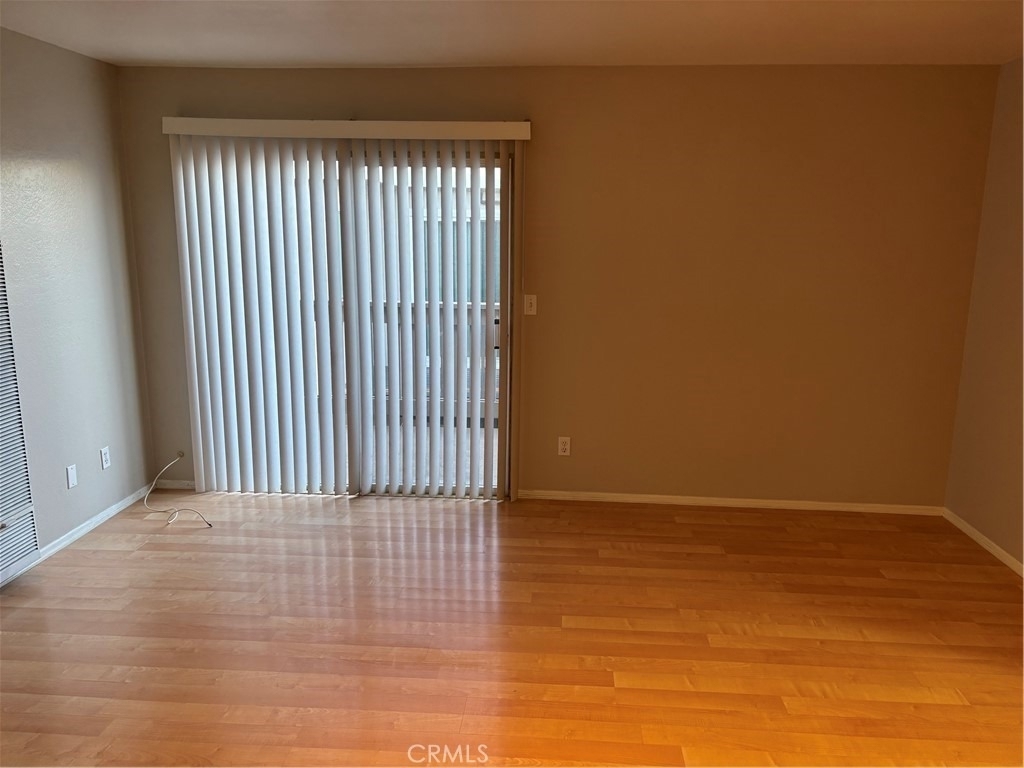 16971 Hoskins - Photo 2