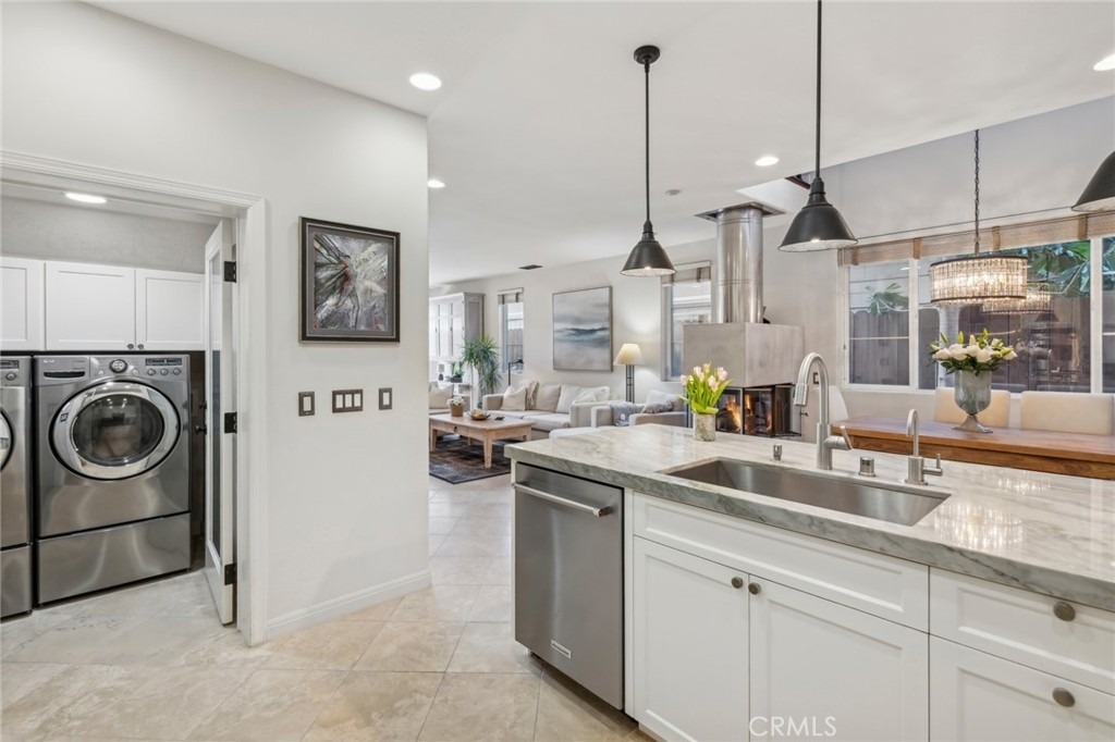 610 Marigold Avenue - Photo 12