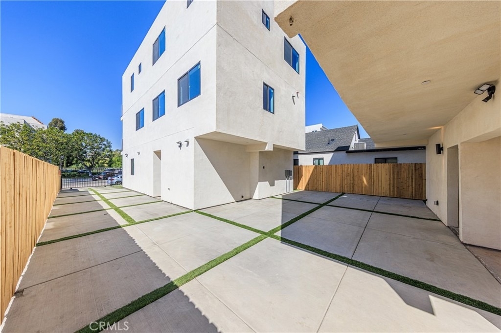 2426 S West View Street - Photo 29