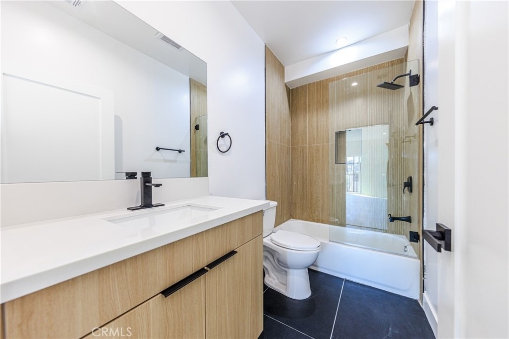 2426 S West View Street - Photo 25