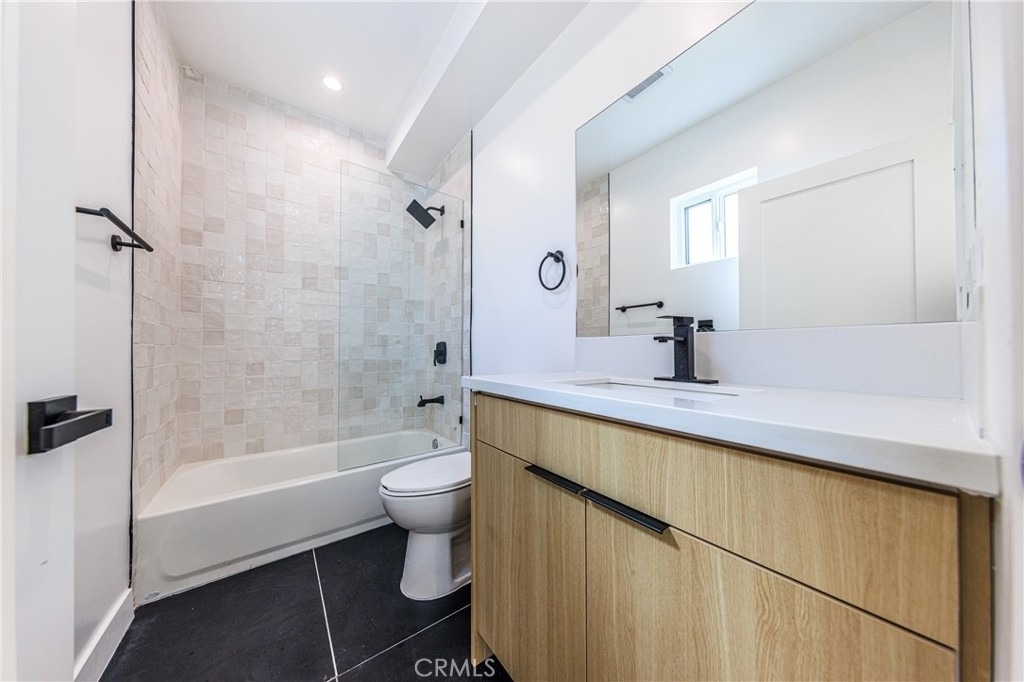 2426 S West View Street - Photo 14
