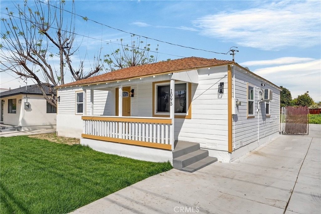 1095 E Phillips Blvd - Photo 2