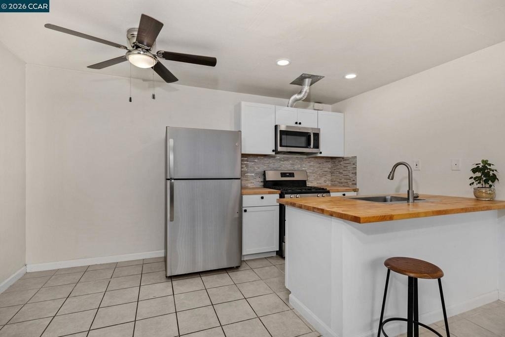 1926 Alcatraz Ave - Photo 1