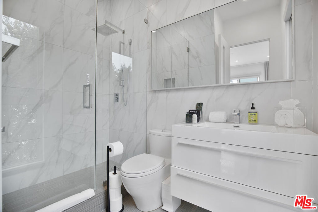 6379 Colgate Avenue - Photo 38