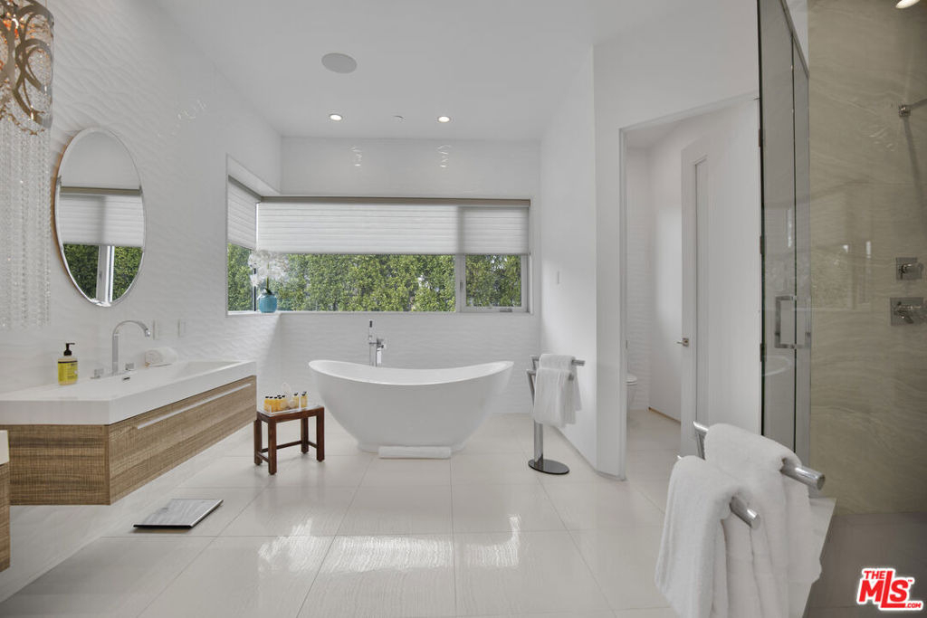 6379 Colgate Avenue - Photo 34