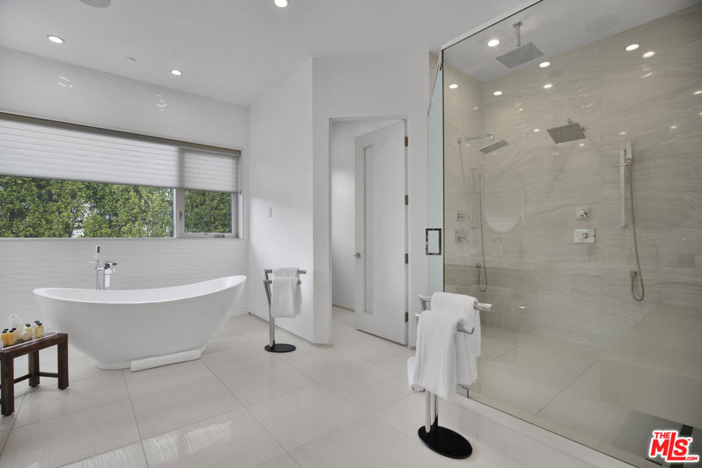 6379 Colgate Avenue - Photo 33