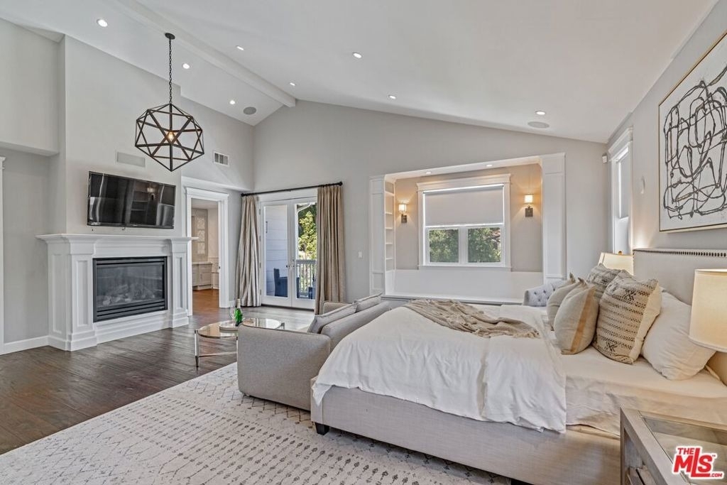 14917 Valley Vista Boulevard - Photo 20