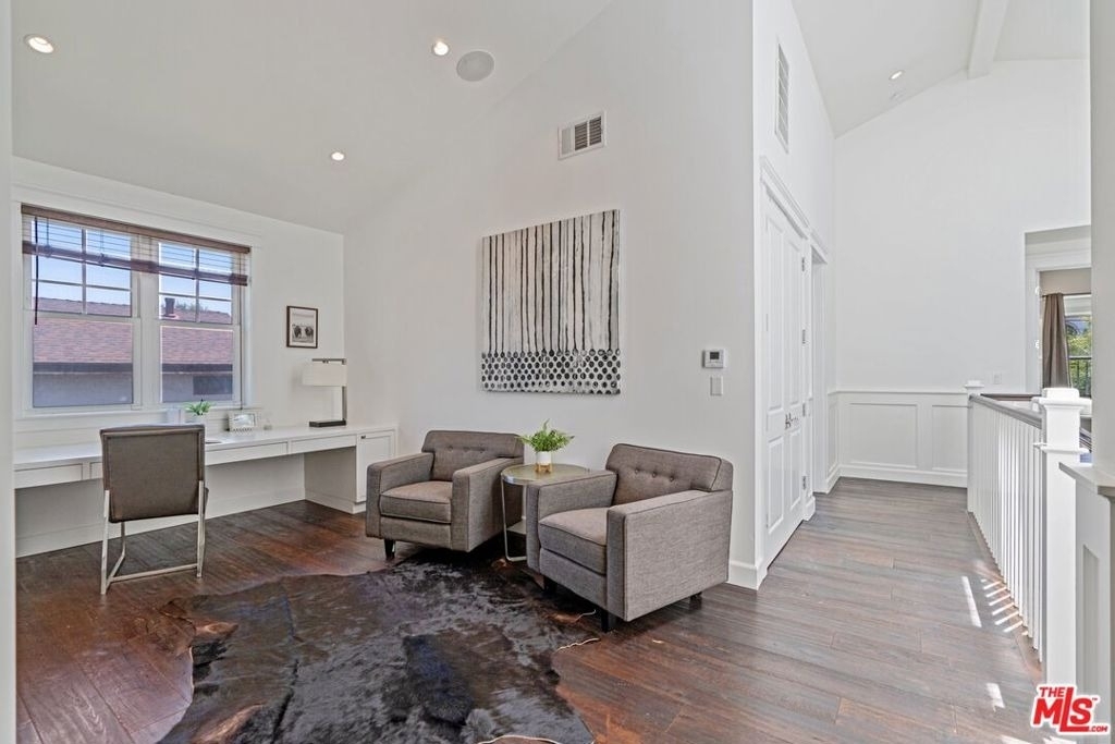 14917 Valley Vista Boulevard - Photo 25