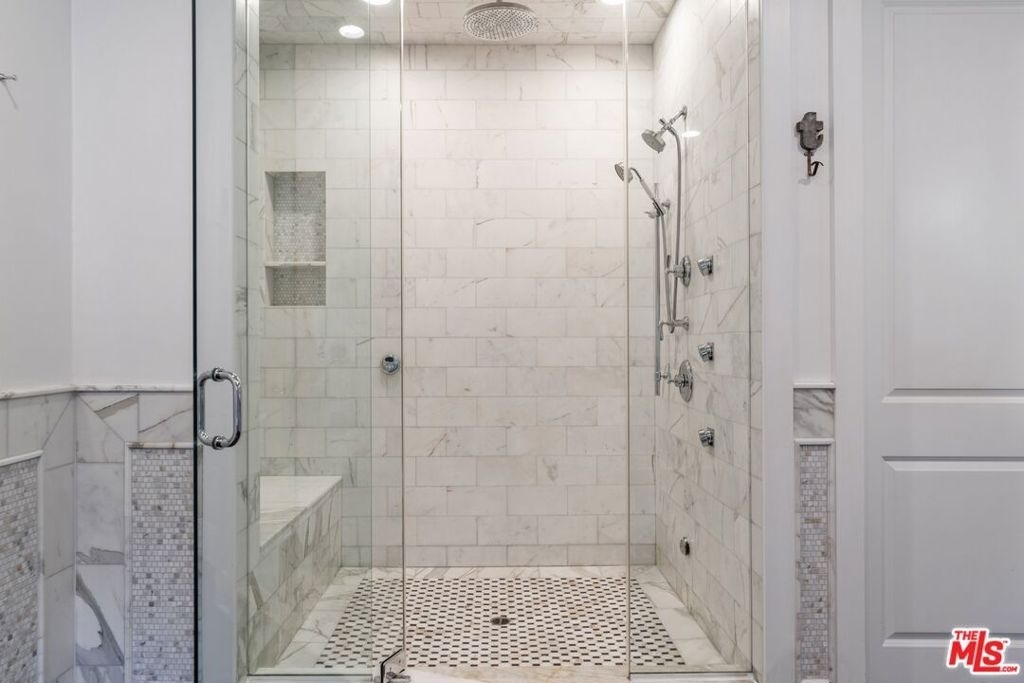 14917 Valley Vista Boulevard - Photo 23