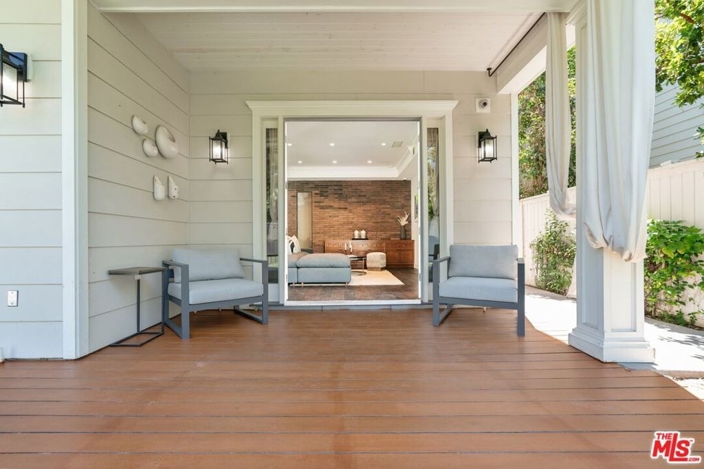 14917 Valley Vista Boulevard - Photo 17
