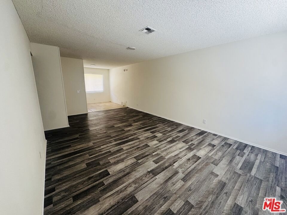 45119 Beech Avenue - Photo 11
