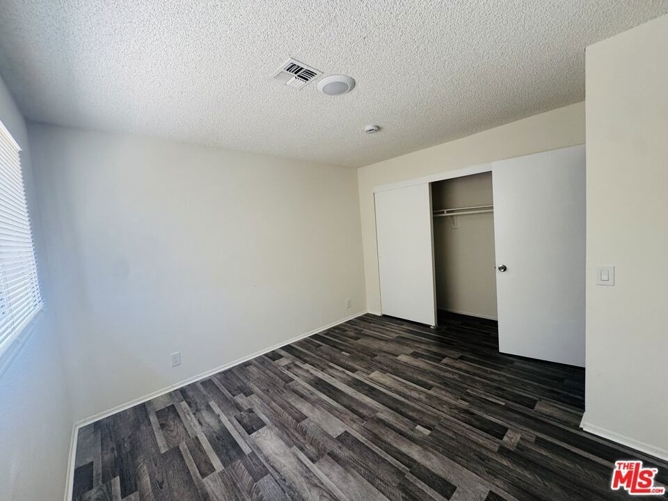 45119 Beech Avenue - Photo 1