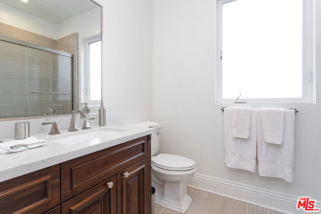 907 S Shenandoah Street - Photo 10
