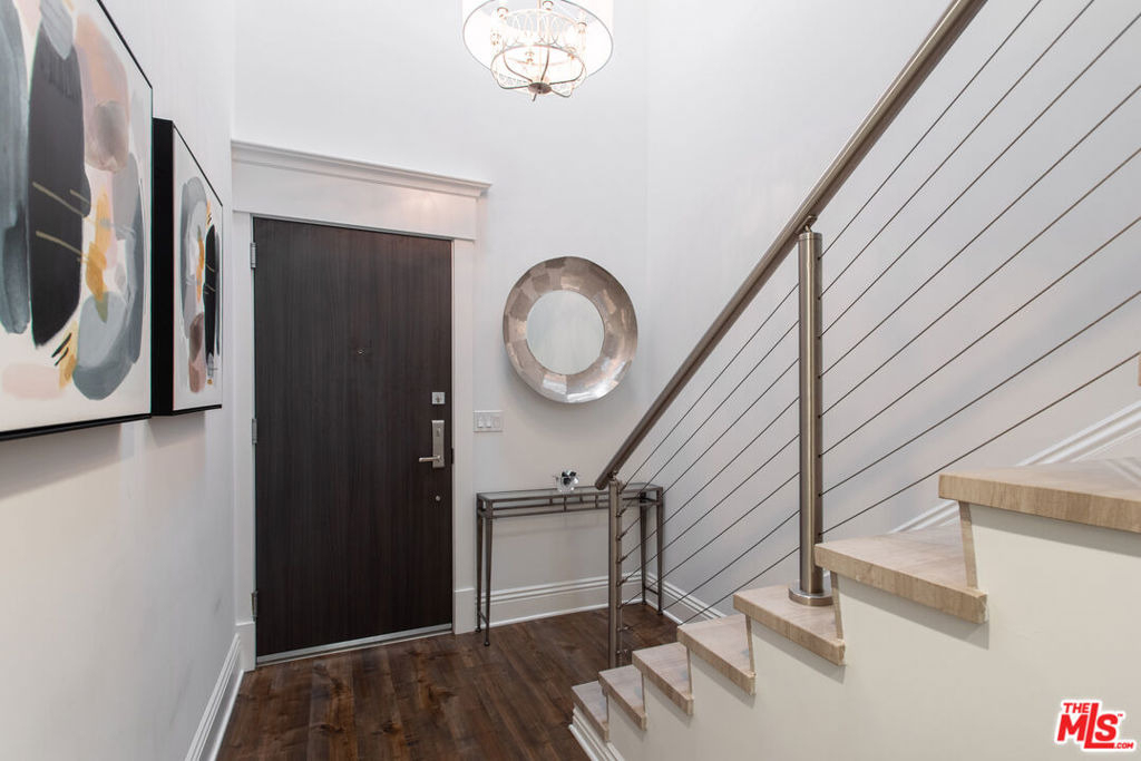907 S Shenandoah Street - Photo 5