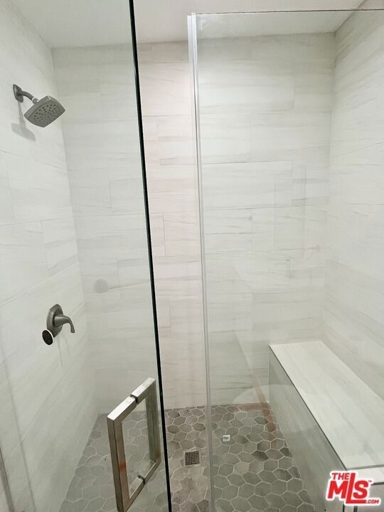 233 N Berendo Street - Photo 9