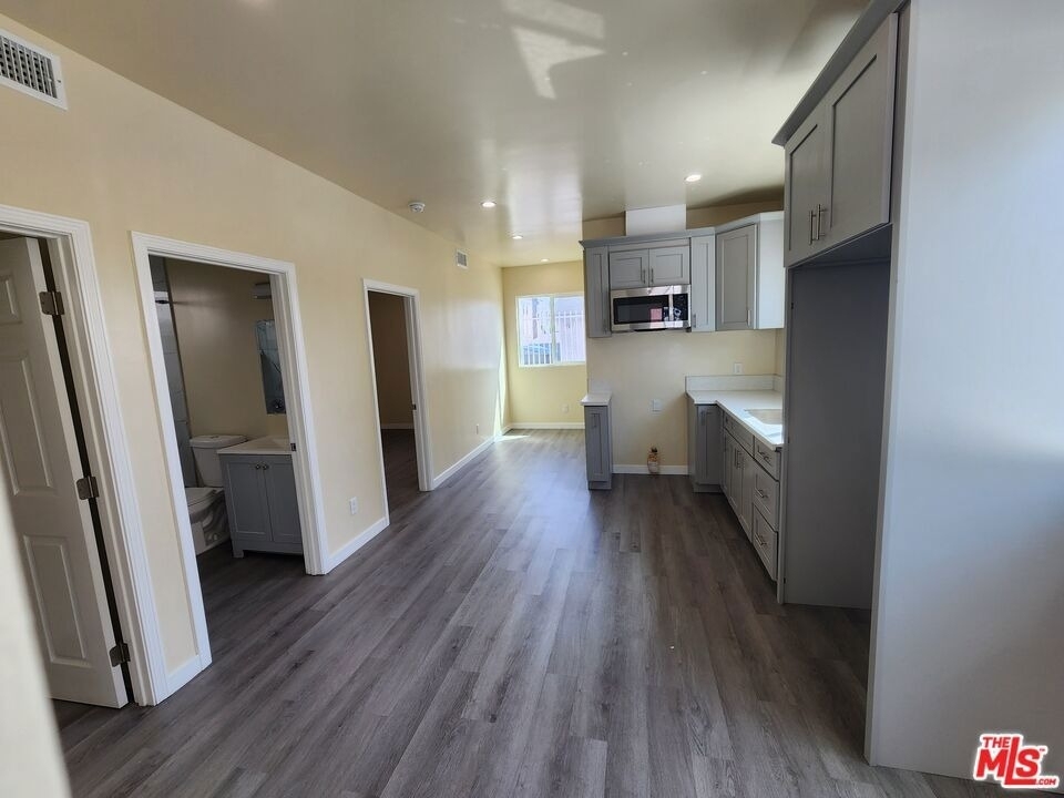 1535 W 80th Street - Photo 1