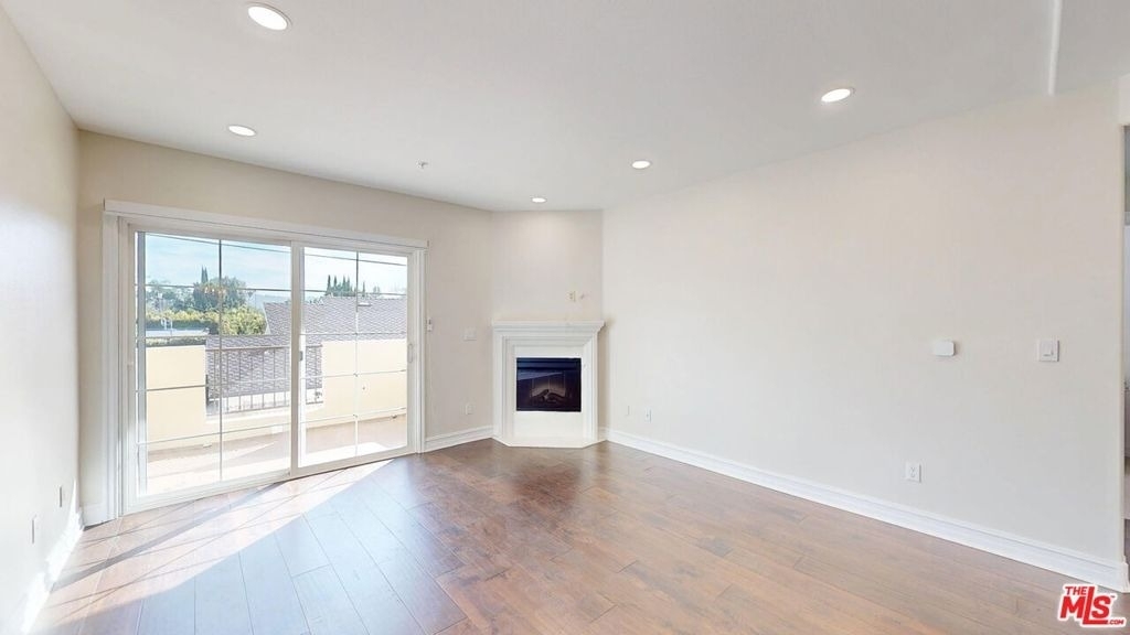 14242 Burbank Boulevard - Photo 1