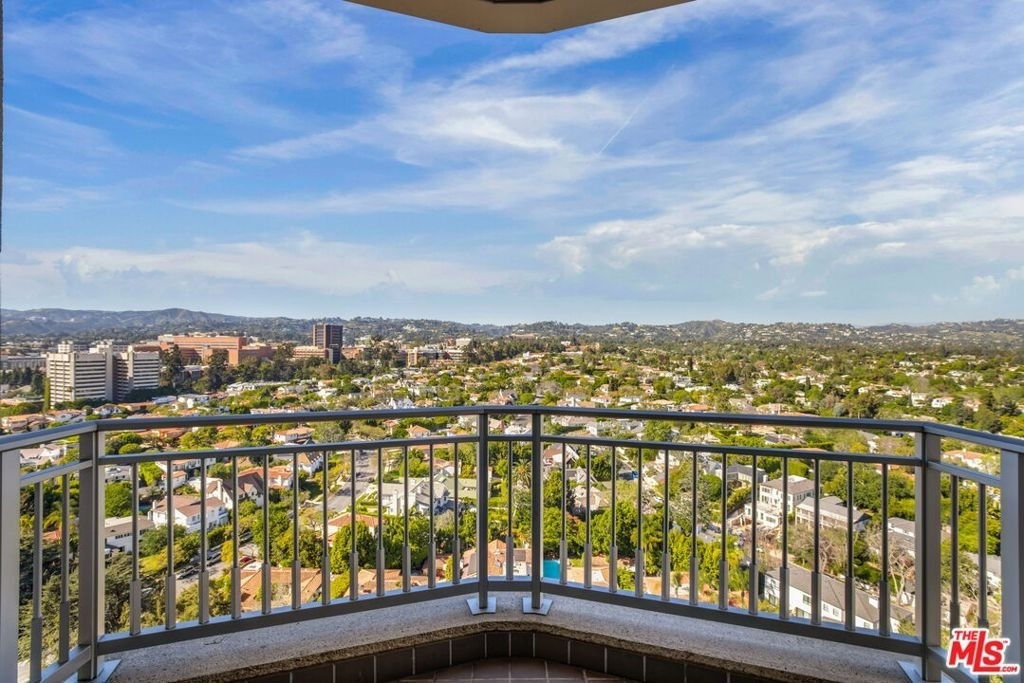 10727 Wilshire Boulevard - Photo 6