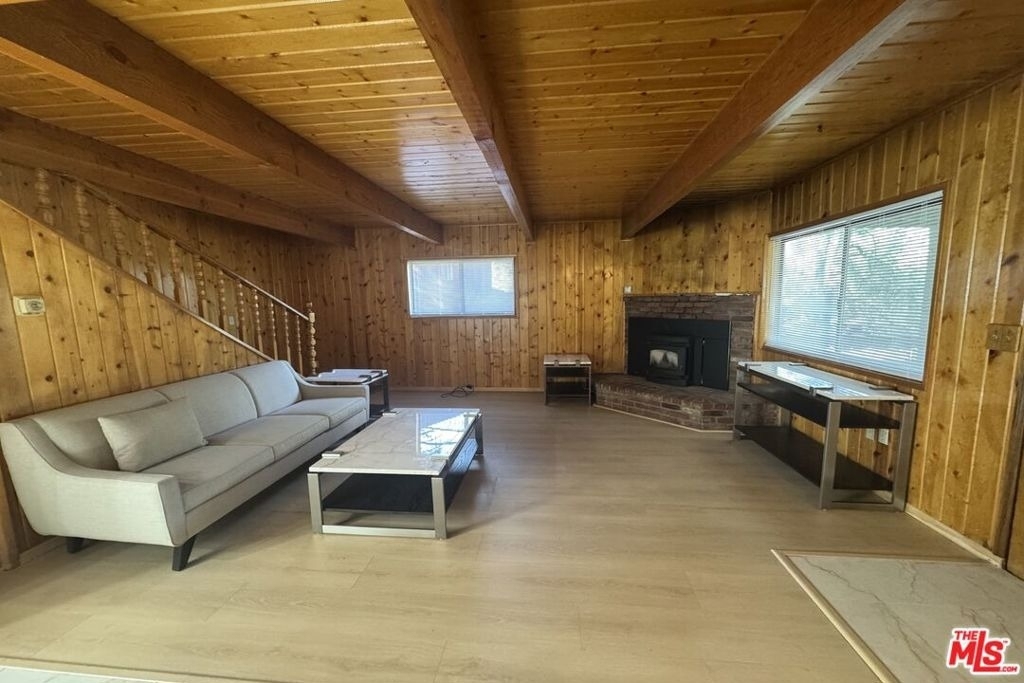 2317 Maplewood Way - Photo 5