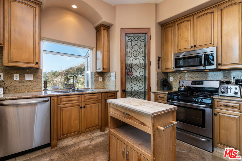 31280 Bailard Rd. - Photo 28