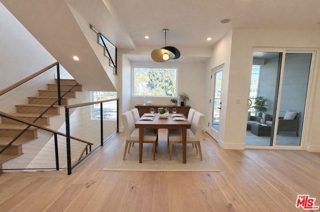 6847 N Figueroa Street - Photo 0