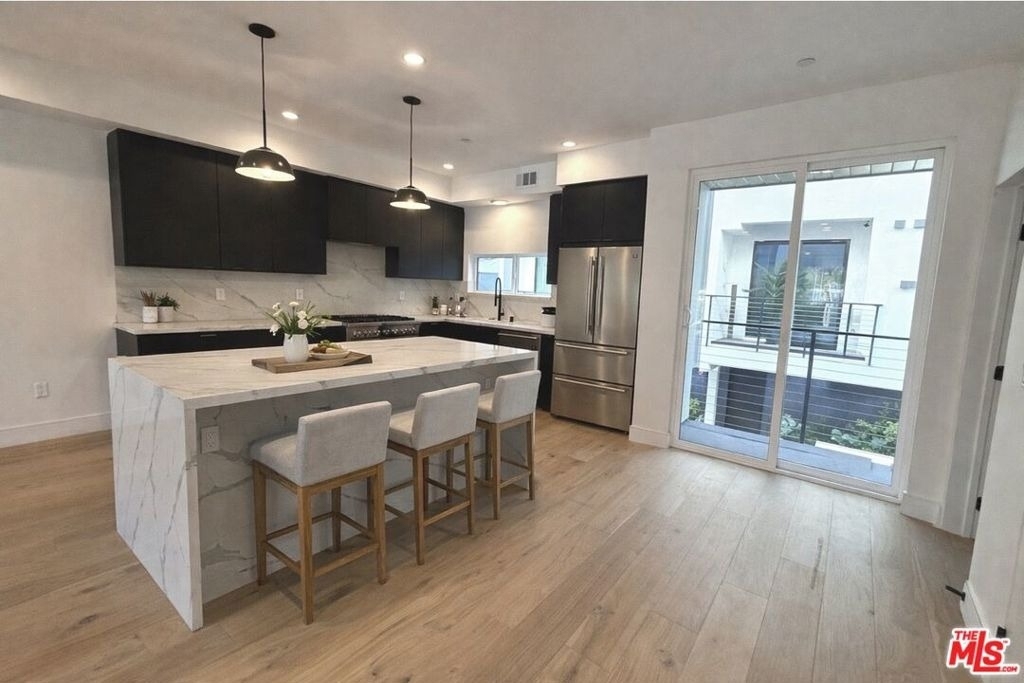 6847 N Figueroa Street - Photo 3