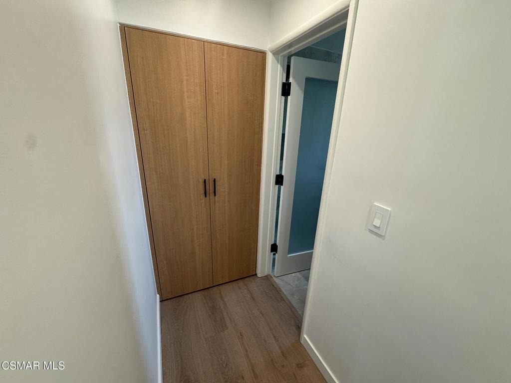 21420 Chatsworth Street - Photo 18