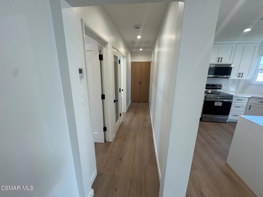 21420 Chatsworth Street - Photo 13