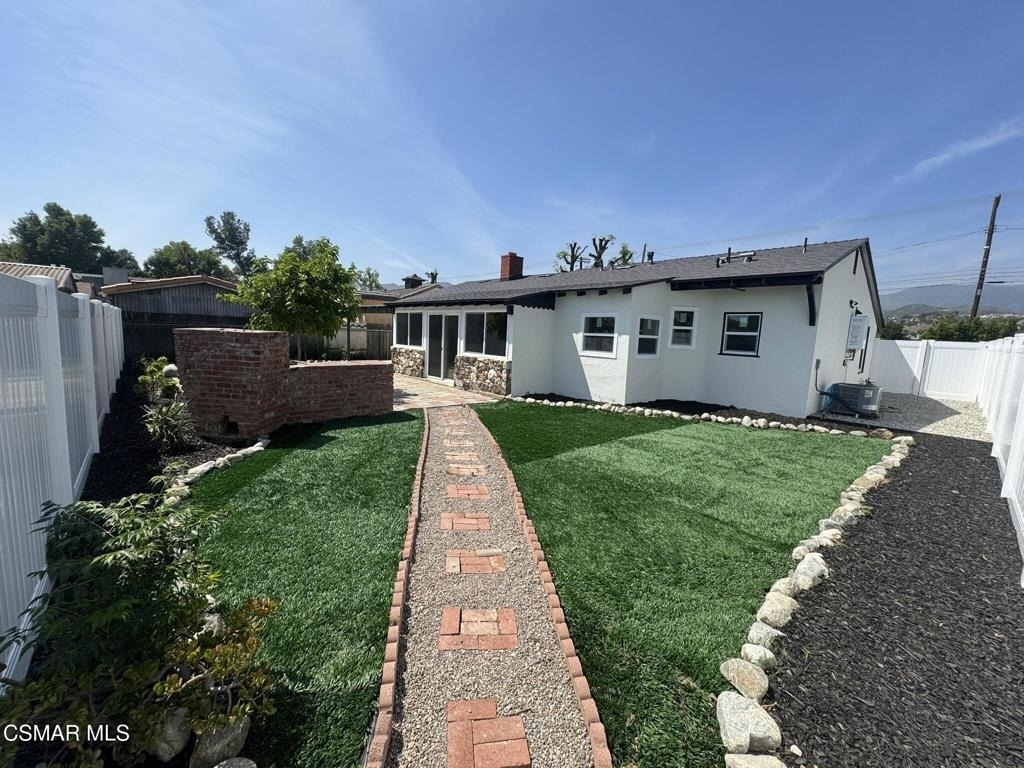 21420 Chatsworth Street - Photo 23