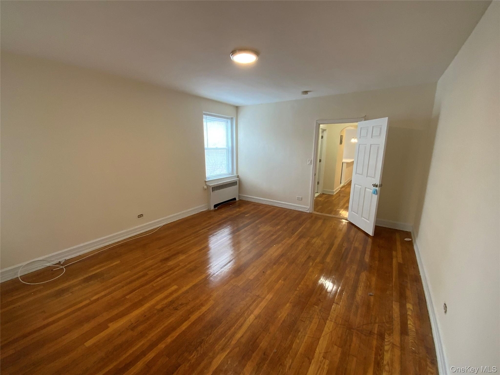 1 S Broadway - Photo 2