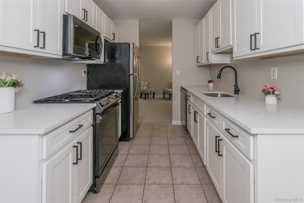 423 Kings Highway - Photo 6