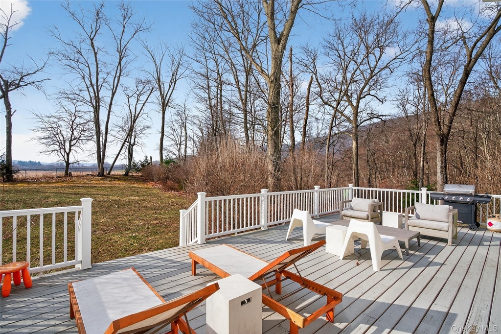 231 Lake Road - Photo 21