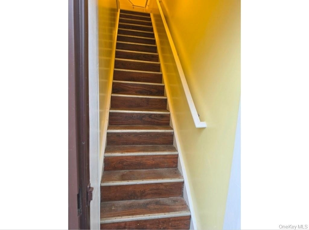 13 Lake Street - Photo 3