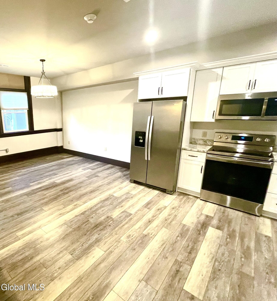 34 William Street - Photo 0