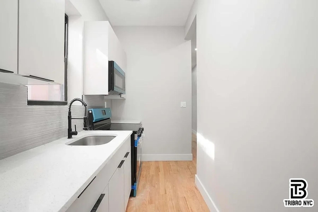 865 Hart Street - Photo 4