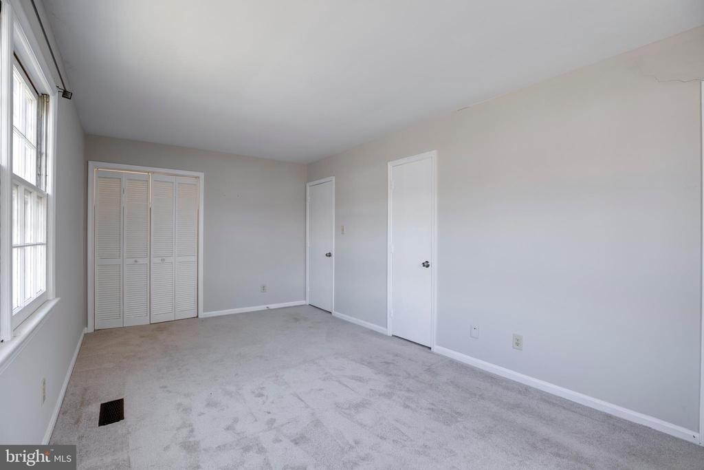 322 Clay Street - Photo 34