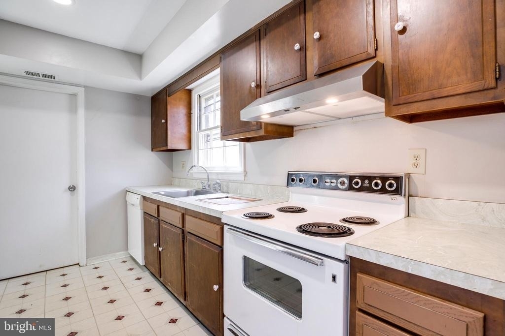 322 Clay Street - Photo 29