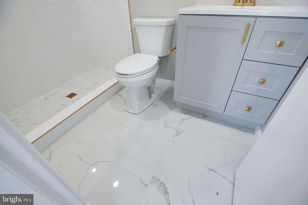 322 Clay Street - Photo 18