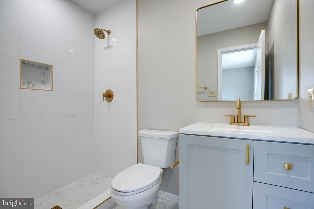 322 Clay Street - Photo 15