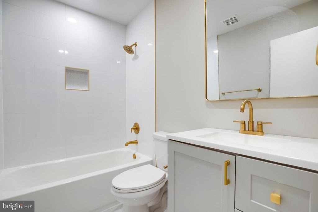 322 Clay Street - Photo 25
