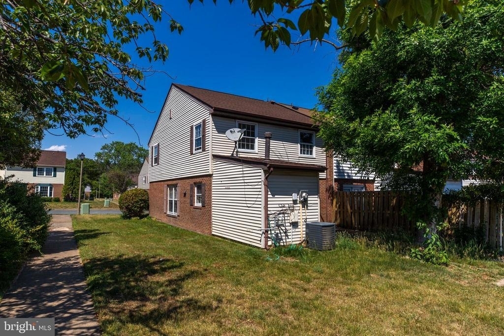 322 Clay Street - Photo 10