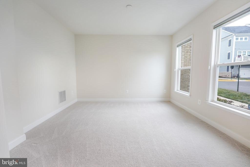 2056 Alder Lane - Photo 4