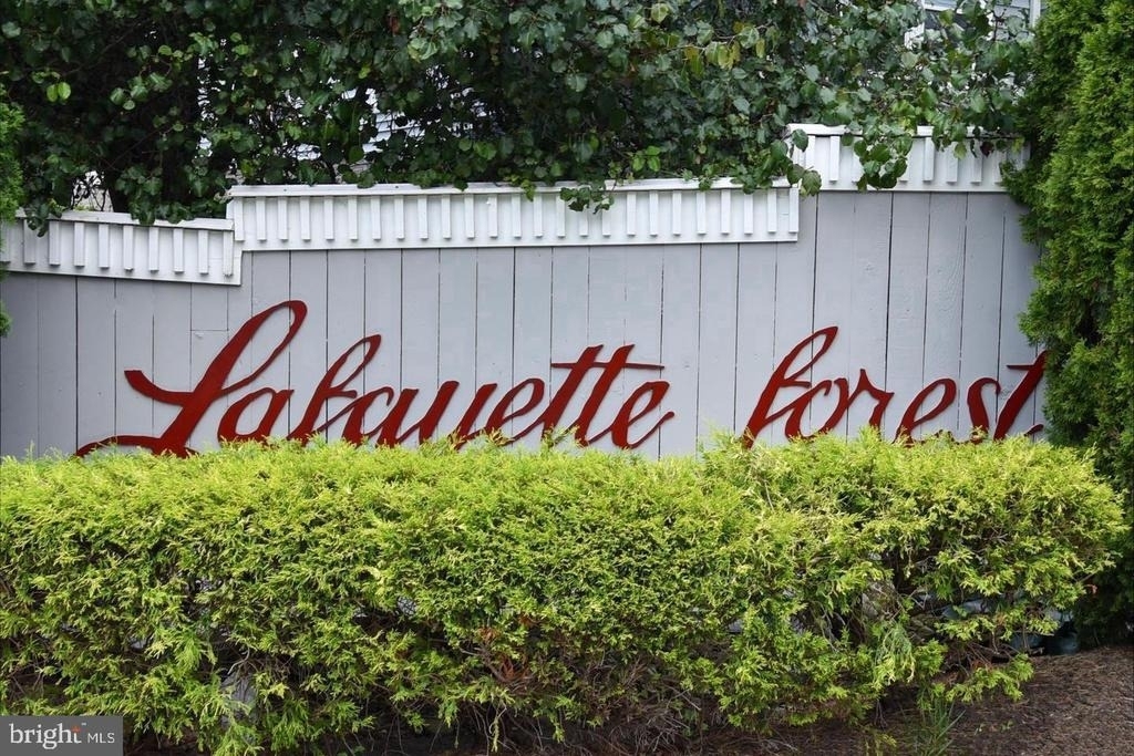 7705 Lafayette Forest Drive - Photo 24