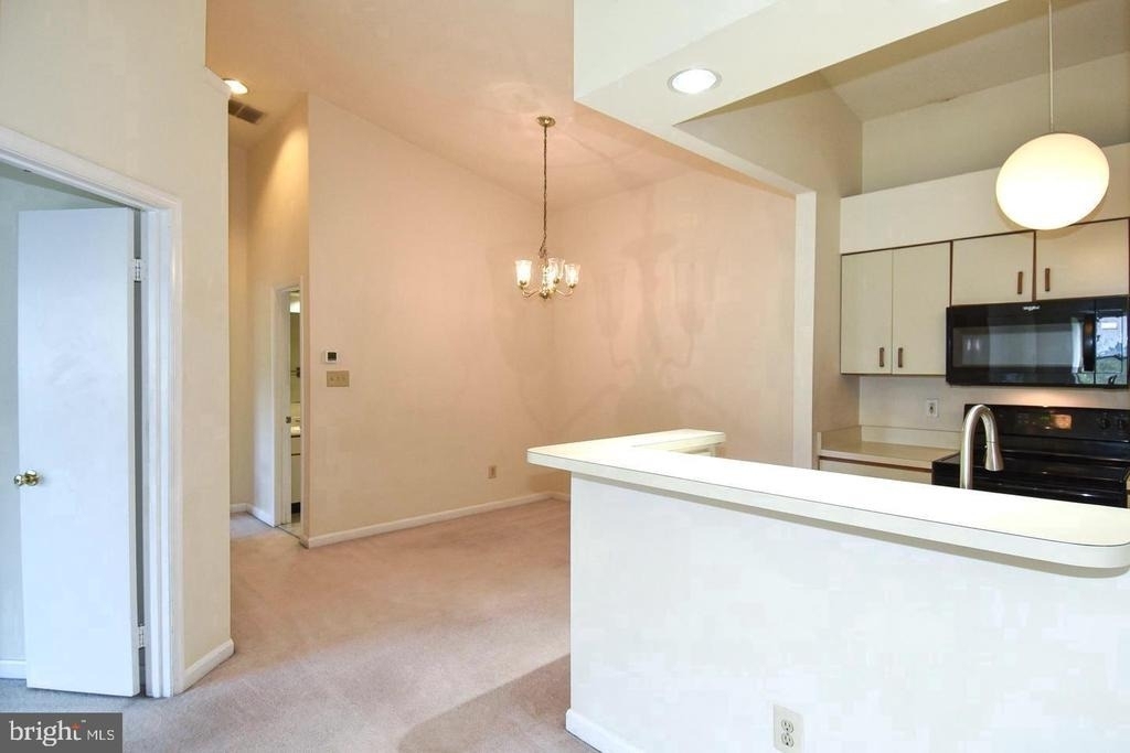 7705 Lafayette Forest Drive - Photo 9