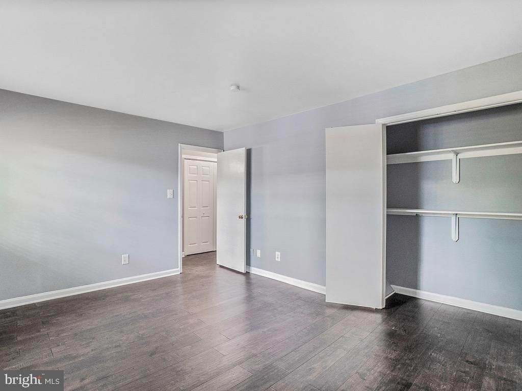 330 Brock Square - Photo 12