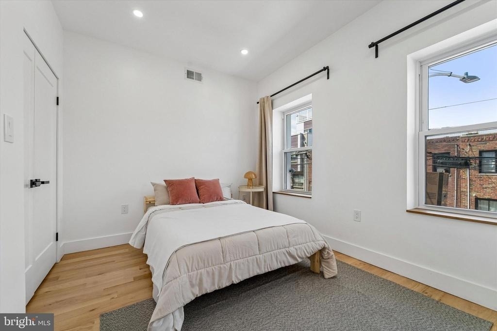 2565 Tulip Street - Photo 8