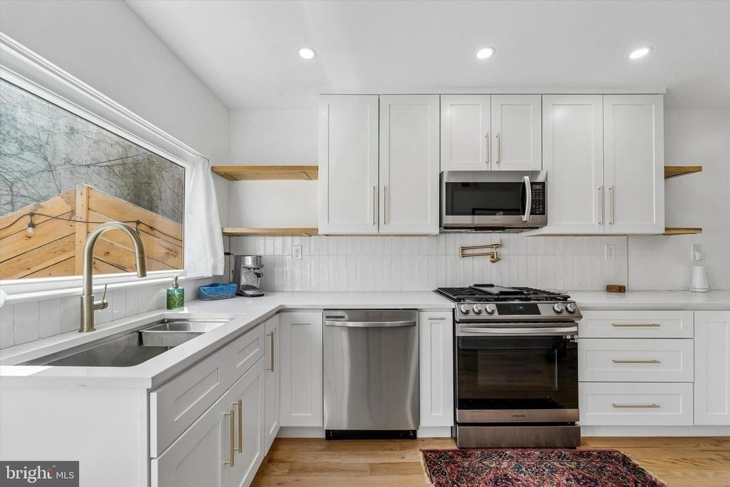 2565 Tulip Street - Photo 5
