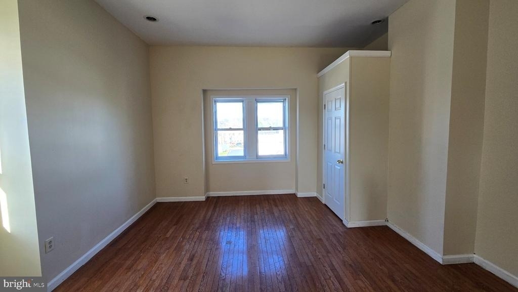4625 N Broad Street - Photo 7